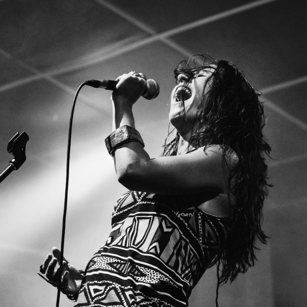 Photo d'une chanteuse pop